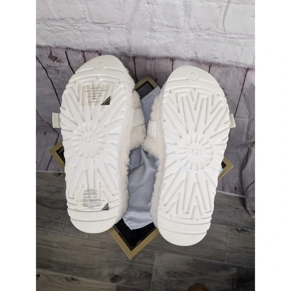 UGG Fluffita Slippers - Women's -White- Size 10 - Picture 7 of 13
